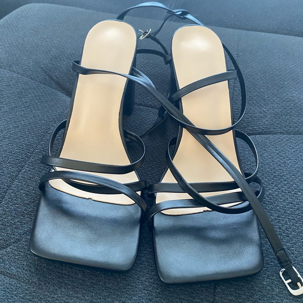 Shein Black Multi Strap Chunky Heels. Size- CN 39/US 8. Color- Black. NWT - Picture 2 of 8
